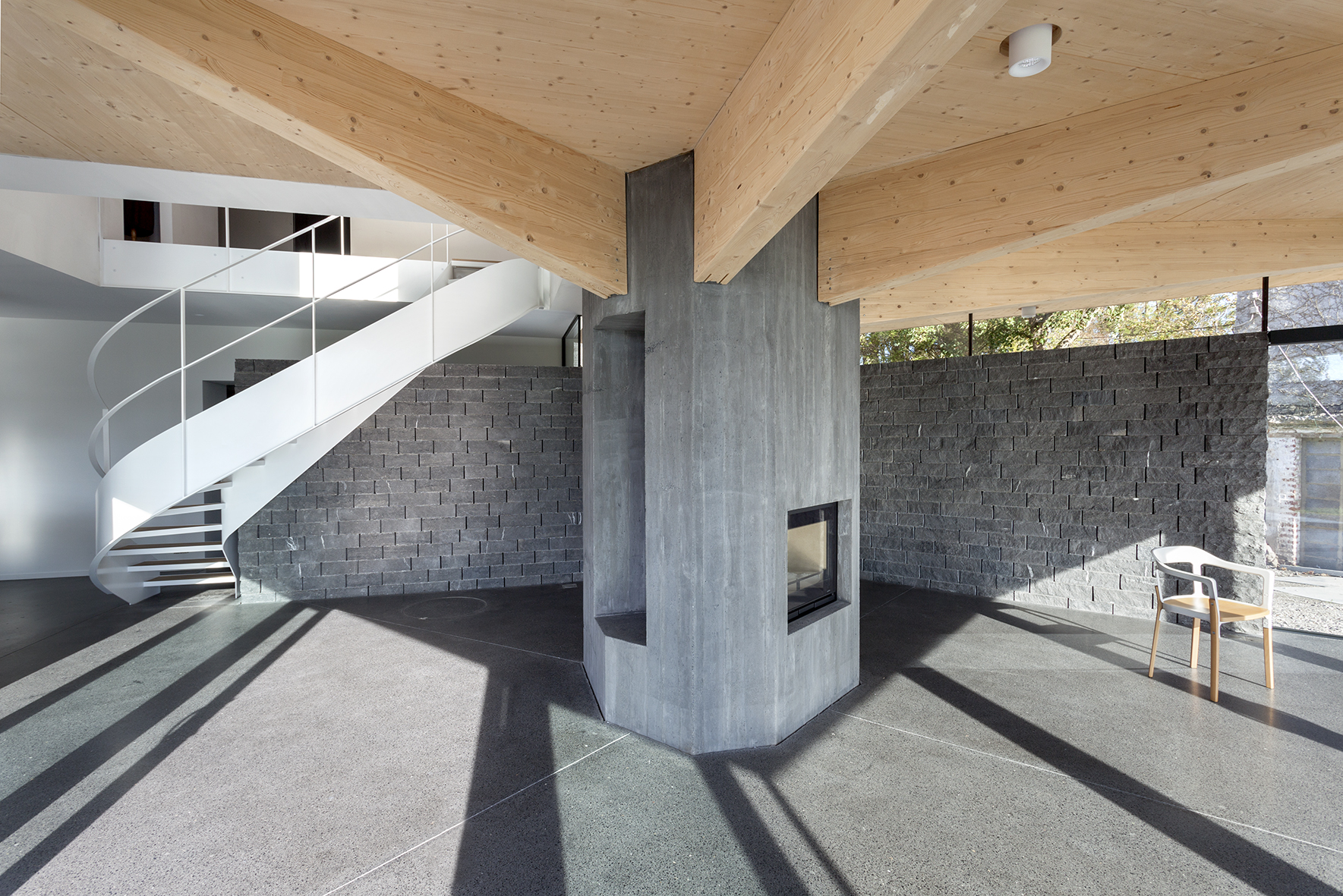 bureau_étude_ bois_timber_wood_engineering_ CLT_Cross laminated timber_GLT_Bois lamellé collé_ossature bois_lamibois_LVL_Glulam_stabilité_bureau d'étude structure_ingénieur bois_résille_treillis_panneau_circularité_bas carbone_poutre_colonne_école en structure bois_bureau en structure bois_crèche en bois_ batiment bois_RT2020_ European green deal_calcul d'assemblage bois_cadwork_étude d'exécution_calcul