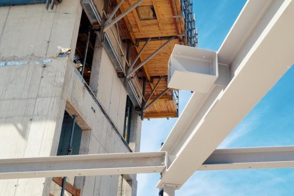 bureau_étude_ bois_timber_wood_engineering_ CLT_Cross laminated timber_GLT_Bois lamellé collé_ossature bois_lamibois_LVL_Glulam_stabilité_bureau d'étude structure_ingénieur bois_résille_treillis_panneau_circularité_bas carbone_poutre_colonne_école en structure bois_bureau en structure bois_crèche en bois_ batiment bois_RT2020_ European green deal_calcul d'assemblage bois_cadwork_étude d'exécution_calcul