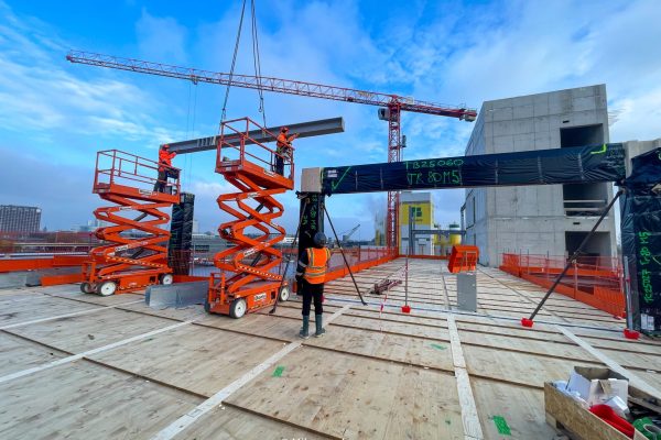 bureau_étude_ bois_timber_wood_engineering_ CLT_Cross laminated timber_GLT_Bois lamellé collé_ossature bois_lamibois_LVL_Glulam_stabilité_bureau d'étude structure_ingénieur bois_résille_treillis_panneau_circularité_bas carbone_poutre_colonne_école en structure bois_bureau en structure bois_crèche en bois_ batiment bois_RT2020_ European green deal_calcul d'assemblage bois_cadwork_étude d'exécution_calcul