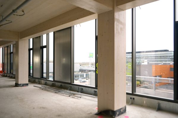 bureau_étude_ bois_timber_wood_engineering_ CLT_Cross laminated timber_GLT_Bois lamellé collé_ossature bois_lamibois_LVL_Glulam_stabilité_bureau d'étude structure_ingénieur bois_résille_treillis_panneau_circularité_bas carbone_poutre_colonne_école en structure bois_bureau en structure bois_crèche en bois_ batiment bois_RT2020_ European green deal_calcul d'assemblage bois_cadwork_étude d'exécution_calcul