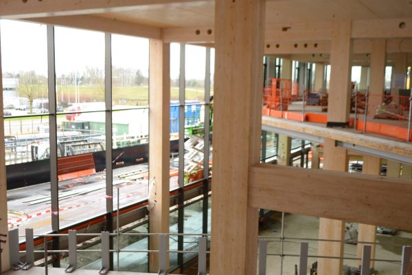 bureau_étude_ bois_timber_wood_engineering_ CLT_Cross laminated timber_GLT_Bois lamellé collé_ossature bois_lamibois_LVL_Glulam_stabilité_bureau d'étude structure_ingénieur bois_résille_treillis_panneau_circularité_bas carbone_poutre_colonne_école en structure bois_bureau en structure bois_crèche en bois_ batiment bois_RT2020_ European green deal_calcul d'assemblage bois_cadwork_étude d'exécution_calcul