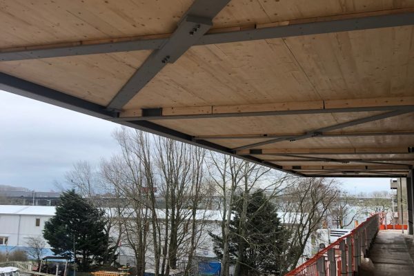 bureau_étude_ bois_timber_wood_engineering_ CLT_Cross laminated timber_GLT_Bois lamellé collé_ossature bois_lamibois_LVL_Glulam_stabilité_bureau d'étude structure_ingénieur bois_résille_treillis_panneau_circularité_bas carbone_poutre_colonne_école en structure bois_bureau en structure bois_crèche en bois_ batiment bois_RT2020_ European green deal_calcul d'assemblage bois_cadwork_étude d'exécution_calcul