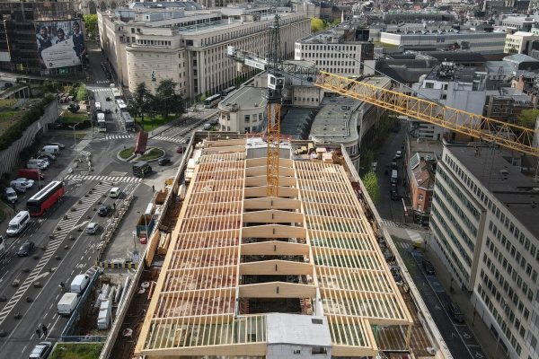 bureau_étude_ bois_timber_wood_engineering_ CLT_Cross laminated timber_GLT_Bois lamellé collé_ossature bois_lamibois_LVL_Glulam_stabilité_bureau d'étude structure_ingénieur bois_résille_treillis_panneau_circularité_bas carbone_poutre_colonne_école en structure bois_bureau en structure bois_crèche en bois_ batiment bois_RT2020_ European green deal_calcul d'assemblage bois_cadwork_étude d'exécution_calcul_pacheco_befimmo_renovation_rehausse_structurewood_louisdewaele_Brussels