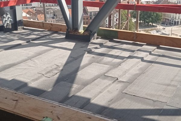 bureau_étude_ bois_timber_wood_engineering_ CLT_Cross laminated timber_GLT_Bois lamellé collé_ossature bois_lamibois_LVL_Glulam_stabilité_bureau d'étude structure_ingénieur bois_résille_treillis_panneau_circularité_bas carbone_poutre_colonne_école en structure bois_bureau en structure bois_crèche en bois_ batiment bois_RT2020_ European green deal_calcul d'assemblage bois_cadwork_étude d'exécution_calcul