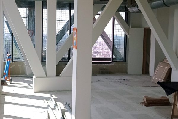 bureau_étude_ bois_timber_wood_engineering_ CLT_Cross laminated timber_GLT_Bois lamellé collé_ossature bois_lamibois_LVL_Glulam_stabilité_bureau d'étude structure_ingénieur bois_résille_treillis_panneau_circularité_bas carbone_poutre_colonne_école en structure bois_bureau en structure bois_crèche en bois_ batiment bois_RT2020_ European green deal_calcul d'assemblage bois_cadwork_étude d'exécution_calcul