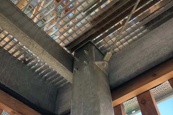 bureau_étude_ bois_timber_wood_engineering_ CLT_Cross laminated timber_GLT_Bois lamellé collé_ossature bois_lamibois_LVL_Glulam_stabilité_bureau d'étude structure_ingénieur bois_résille_treillis_panneau_circularité_bas carbone_poutre_colonne_école en structure bois_bureau en structure bois_crèche en bois_ batiment bois_RT2020_ European green deal_calcul d'assemblage bois_cadwork_étude d'exécution_calcul
