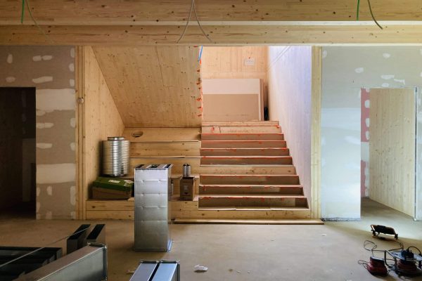 bureau_étude_ bois_timber_wood_engineering_ CLT_Cross laminated timber_GLT_Bois lamellé collé_ossature bois_lamibois_LVL_Glulam_stabilité_bureau d'étude structure_ingénieur bois_résille_treillis_panneau_circularité_bas carbone_poutre_colonne_école en structure bois_bureau en structure bois_crèche en bois_ batiment bois_RT2020_ European green deal_calcul d'assemblage bois_cadwork_étude d'exécution_calcul
