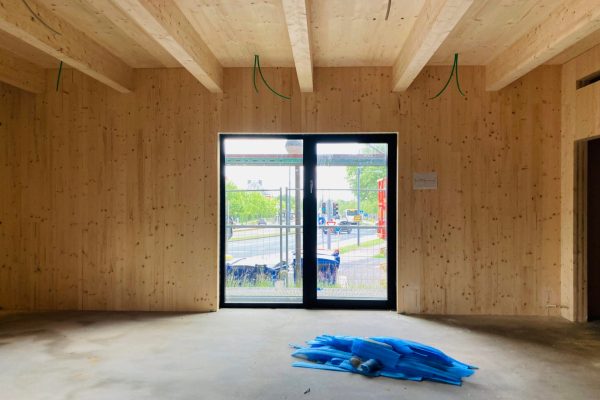 bureau_étude_ bois_timber_wood_engineering_ CLT_Cross laminated timber_GLT_Bois lamellé collé_ossature bois_lamibois_LVL_Glulam_stabilité_bureau d'étude structure_ingénieur bois_résille_treillis_panneau_circularité_bas carbone_poutre_colonne_école en structure bois_bureau en structure bois_crèche en bois_ batiment bois_RT2020_ European green deal_calcul d'assemblage bois_cadwork_étude d'exécution_calcul