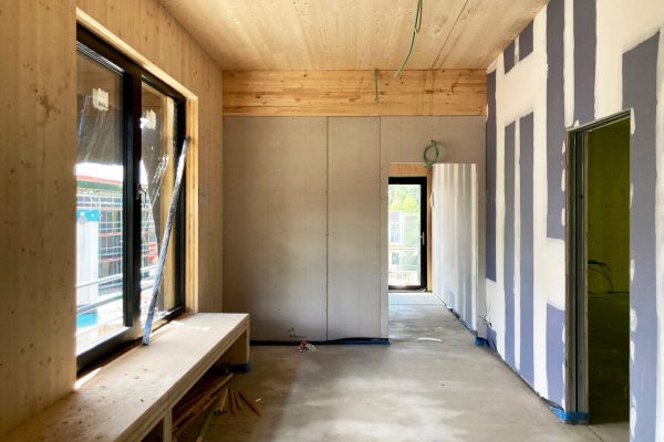 bureau_étude_ bois_timber_wood_engineering_ CLT_Cross laminated timber_GLT_Bois lamellé collé_ossature bois_lamibois_LVL_Glulam_stabilité_bureau d'étude structure_ingénieur bois_résille_treillis_panneau_circularité_bas carbone_poutre_colonne_école en structure bois_bureau en structure bois_crèche en bois_ batiment bois_RT2020_ European green deal_calcul d'assemblage bois_cadwork_étude d'exécution_calcul