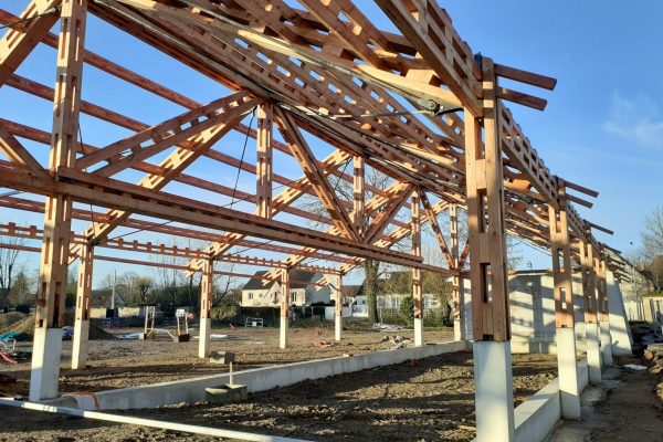 bureau_étude_ bois_timber_wood_engineering_ CLT_Cross laminated timber_GLT_Bois lamellé collé_ossature bois_lamibois_LVL_Glulam_stabilité_bureau d'étude structure_ingénieur bois_résille_treillis_panneau_circularité_bas carbone_poutre_colonne_école en structure bois_bureau en structure bois_crèche en bois_ batiment bois_RT2020_ European green deal_calcul d'assemblage bois_cadwork_étude d'exécution_calcul